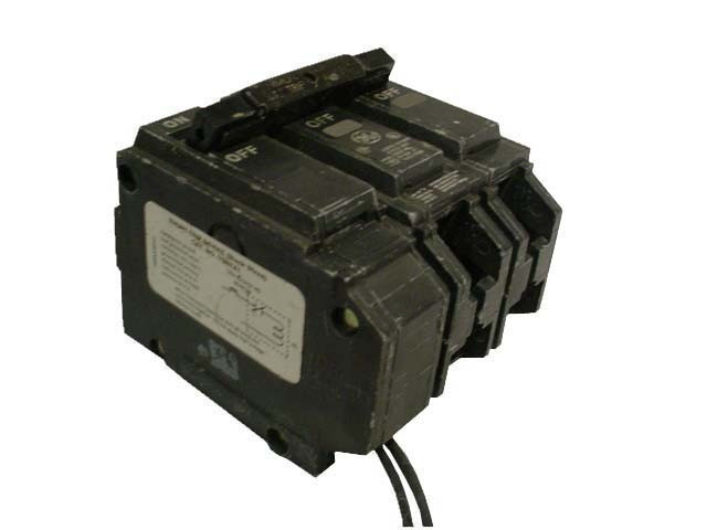GE THQL2130ST1 N 30A 240V 2P NEW 120V SHUNT