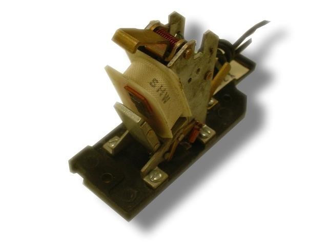 SQUARE D LA11021 U 120V USED