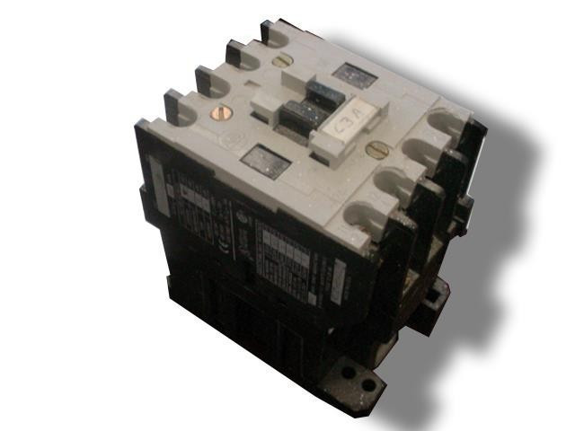 ALLEN BRADLEY 100-A24N*3F U 24A 600V 3 CoilNOT INCLUDEDV USED