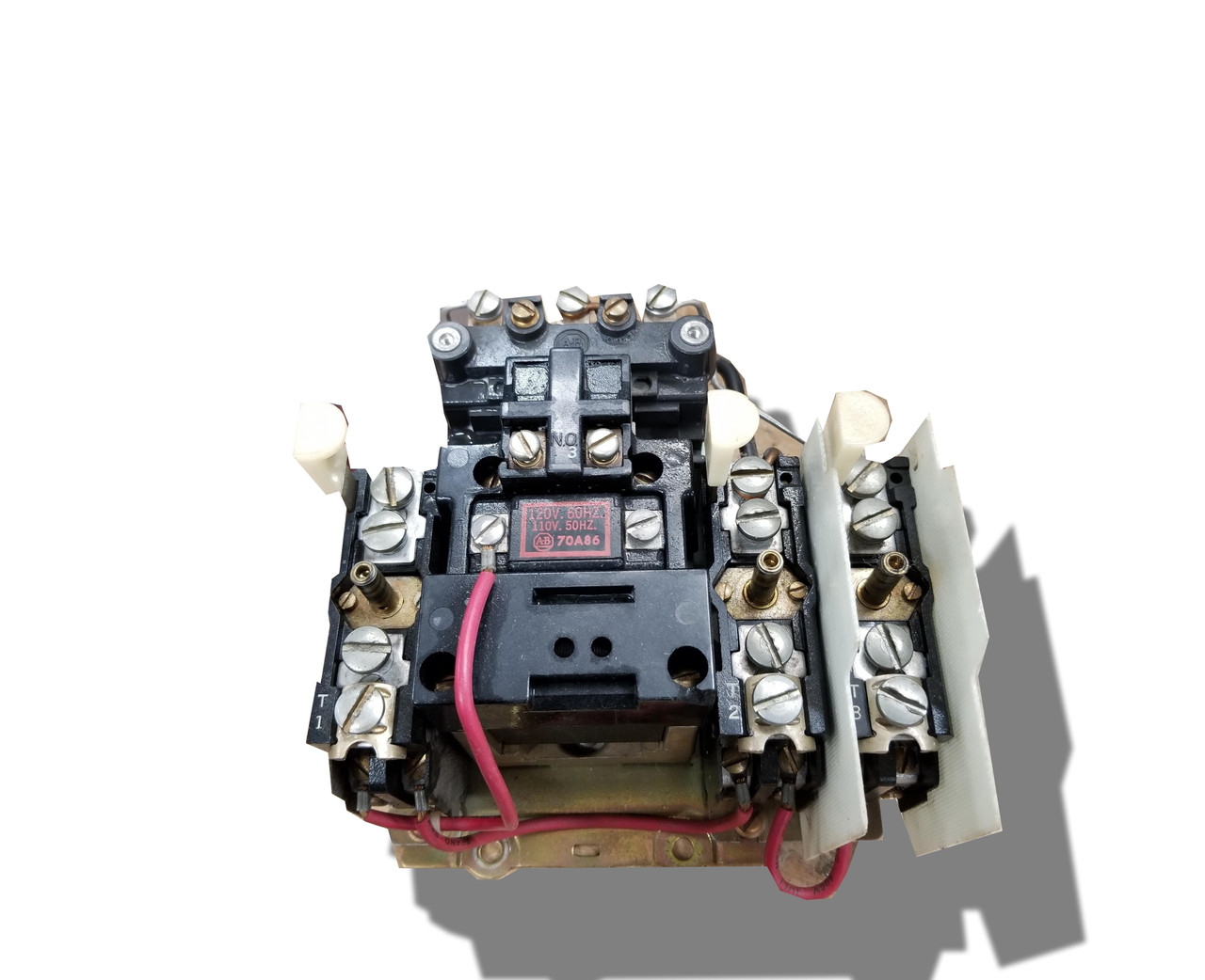 ALLEN BRADLEY 709-AOA U Coil240 VACV USED