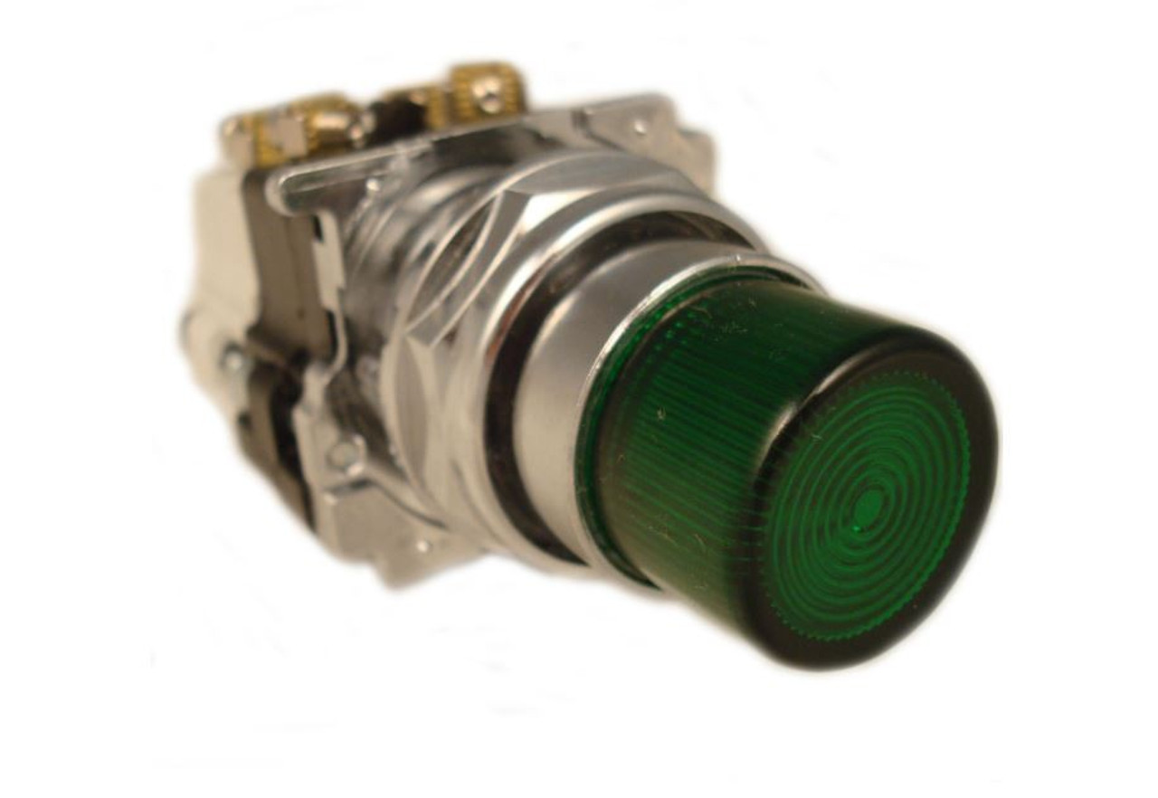 CUTLER HAMMER 10250T76G N ILLUMINATED, GREEN PLASTIC NEW