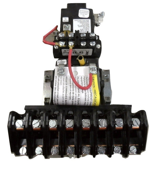 SQUARE D 8903LXO80V02 N 30A 600V 8P Coil120 VAC NEW