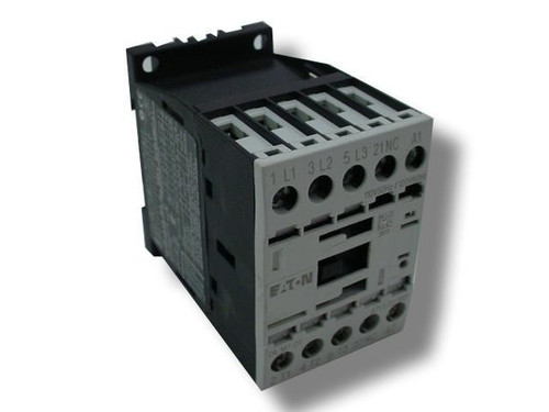 CUTLER HAMMER XTCE009B10A N 9A 600V 3P Coil120 VACV NEW