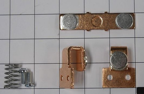 CUTLER HAMMER 6-569-2 N FREEDOM SERIES A1 3P NEW