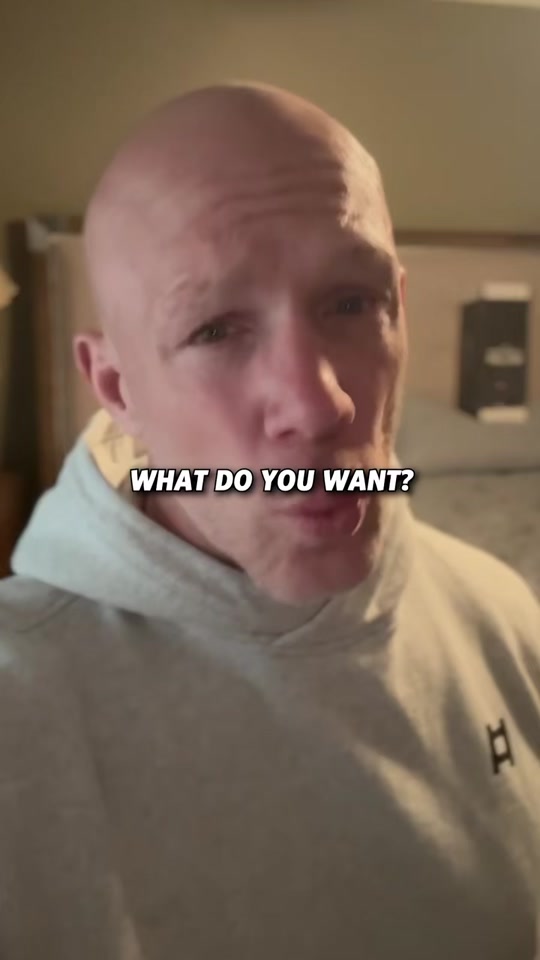 Quality sleep is the key to a better life.You’ll lose more body fat, build more muscle, have more energy, and be happier and healthier.Keys to better sleep:🔹8 hours a night🔹Completely blacked out environment🔹invest in a quality mattress and pillow (I’ve been using @zoma)Sleep to win