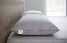 Zoma Pillow