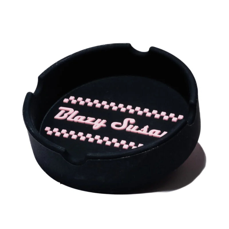 BLAZY SUSAN CLASSIC SILICONE ASHTRAY