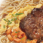 DOLL Bowl Noodle Satay & Beef  Flavor | 公仔 碗麵 沙爹牛肉味 120g