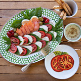 Golden Rabbit Set Of 4 Green Scallop 16 oz Latte Mugs