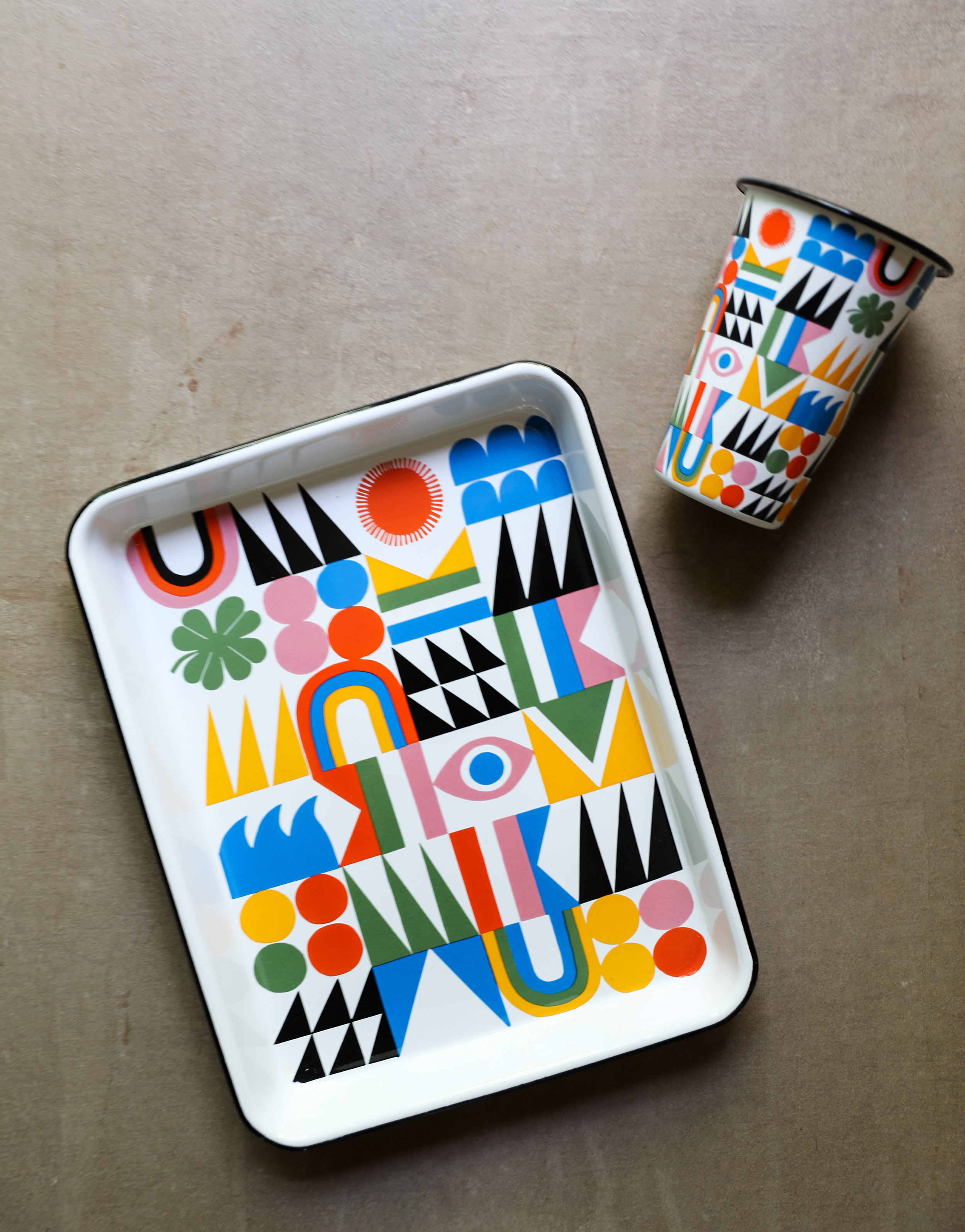 Lisa Congdon x CCH Bright Side Small Rectangle Tray, Black Rim