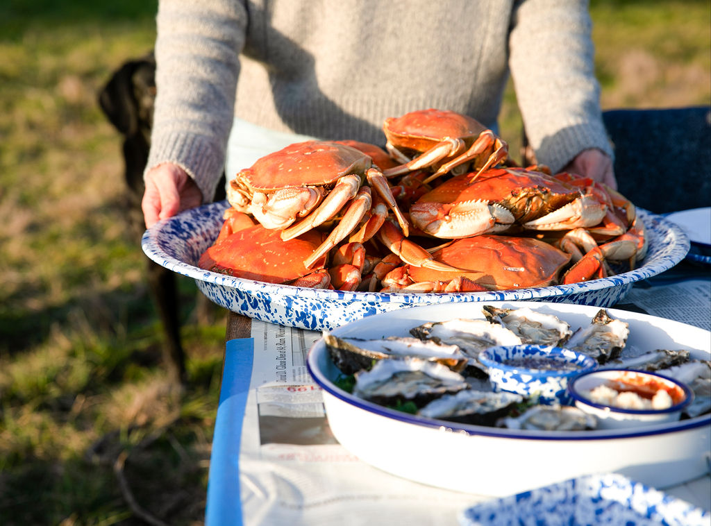 Splatter Large Round Tray | Enamelware by Crow Canyon