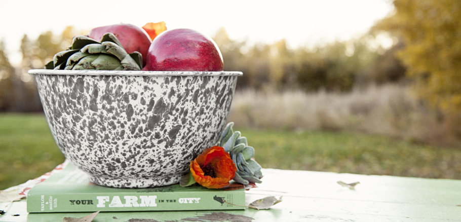 Crow Canyon Home Splatter Salad Bowl - Thumbnail 3