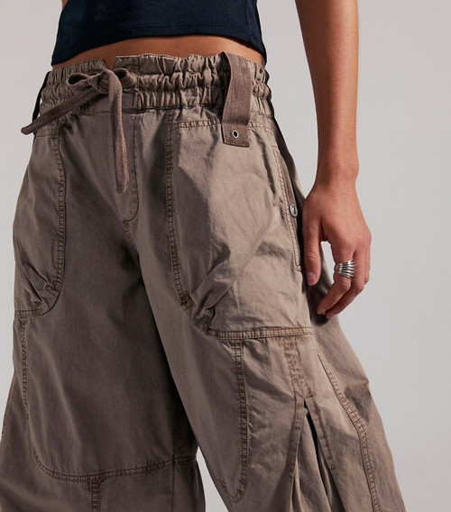 WE THE FREE ONSET PULL-ON CARGO PANTS - DUSTED COCOA