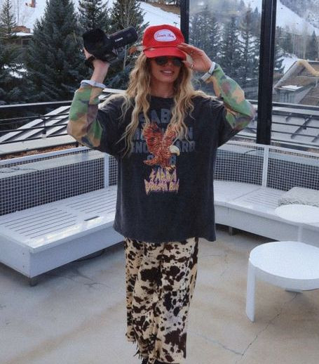 THE POW POW LONG SLEEVE TEE