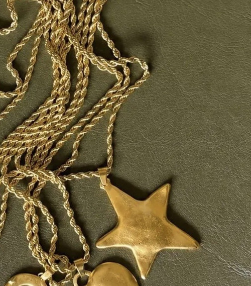 BIG STAR NECKLACE WITH ROPE CHAIN