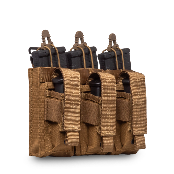 Titan Triple Kangaroo Mag Pouch - Coyote Brown (Front Facing Right)