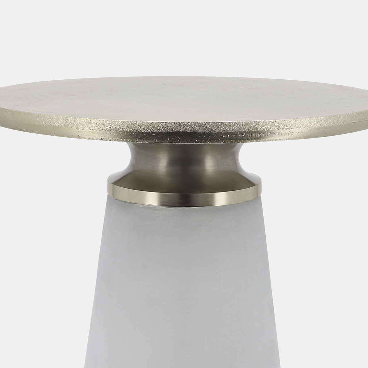 【N2 interior】stainless side table Amazon.com: ShAzan Side Table Stainless Steel Side Table