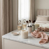 EV80591-01#4" 8oz Blanc Saffron & Suede Wht Marble Candle