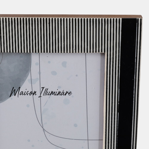 22623-01#5x7" Lines Resin Photo Frame, Black/white