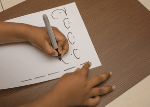 How to Teach Arabic Writing in Stages