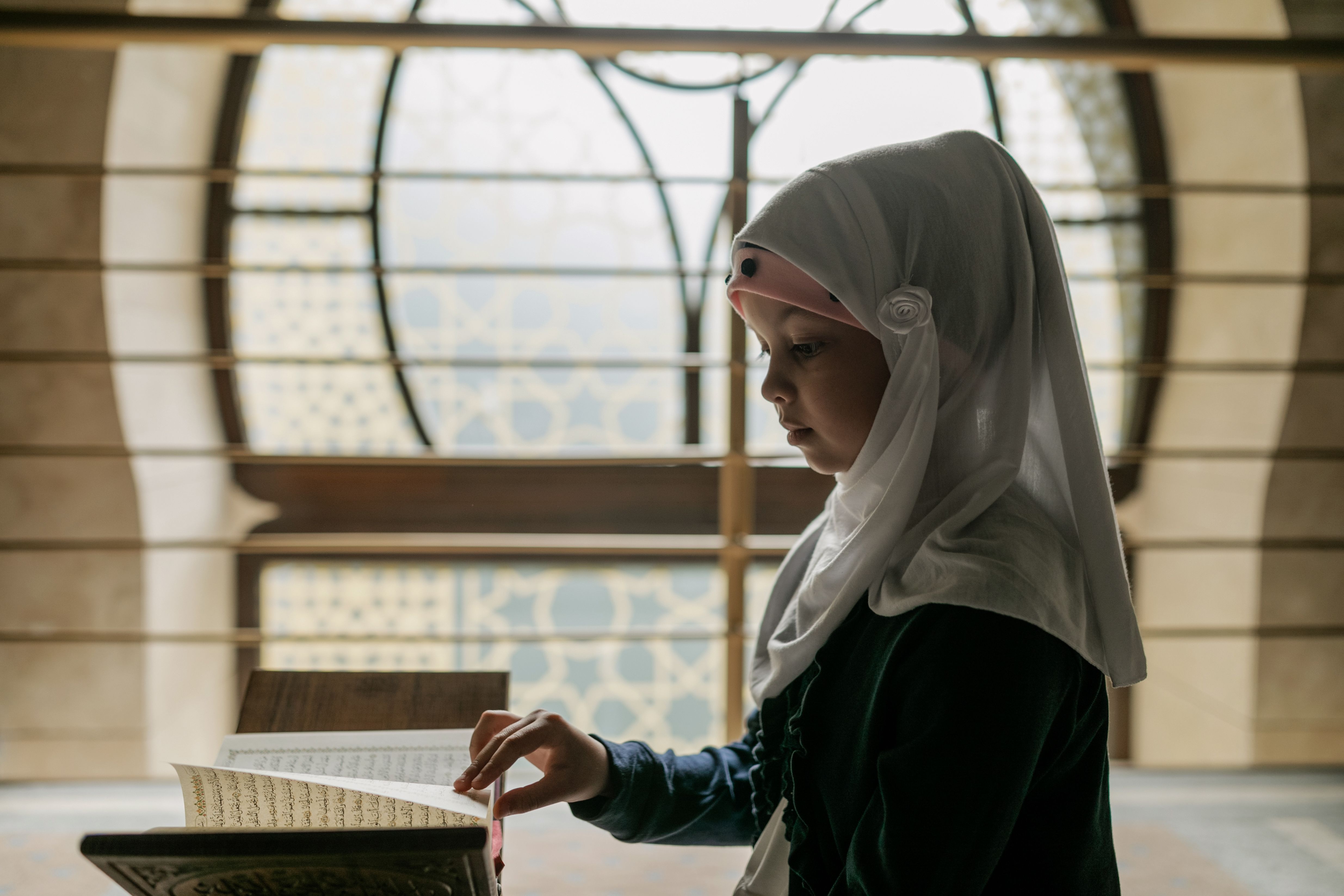 Arabic Reading Comprehension for Kids