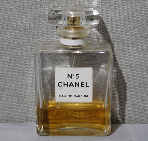 CHANEL N°5 Eau De Parfum Spray 3.4 fl. oz. *ABOUT 30% REMAINING*