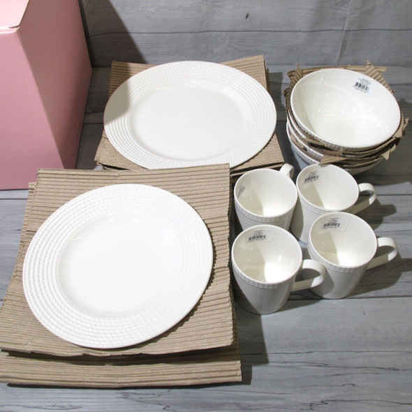 Kate Spade Wickford 16 piece Dinnerware Set in white - in Box