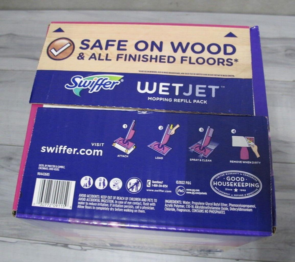 Swiffer WetJet Refill Pack, Lavender (32 Pads + 2 Bottles) *New in box