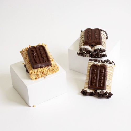 Shavuos Torah Cannolis- 9 per Tray