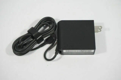 00HM642 - Lenovo 45W 20V 2.25A Power Adapter
