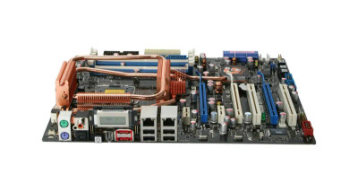 STRIKER_EXTREME - Asus LGA775 Nvidia nForce 680i SLI ATX Motherboard DDR2 4x DIMM