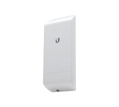 LOCO5 - Ubiquiti Networks 5GHz 802.11a 10/100 Outdoor Wireless CPE