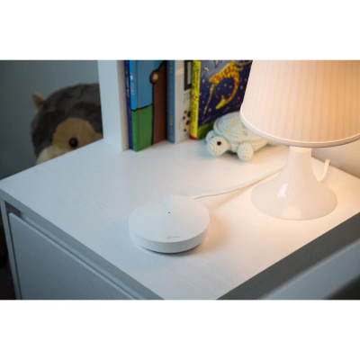 TP-Link DECO M5 AC1300 Whole Home Mesh Wi-Fi System - sleek white design - ideal for seamless home network coverage