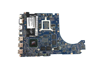 UY141 - Dell 256MB Discrete Graphics Laptop