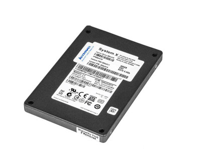 Lenovo 800GB Multi-Level Cell SATA 6Gb/s SSD 2.5 Drive for Data Storage in Servers
