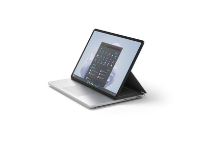 Microsoft Surface Laptop 14.4'' Core i7 Notebook - ZRG-00005 - Ideal for business professionals - Sleek design