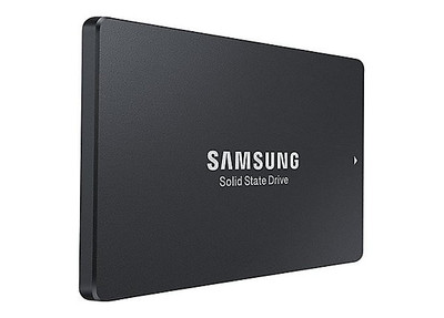 Samsung PM963 Series 3.84TB MLC PCIe NVMe U.2 SSD mounted in server rack