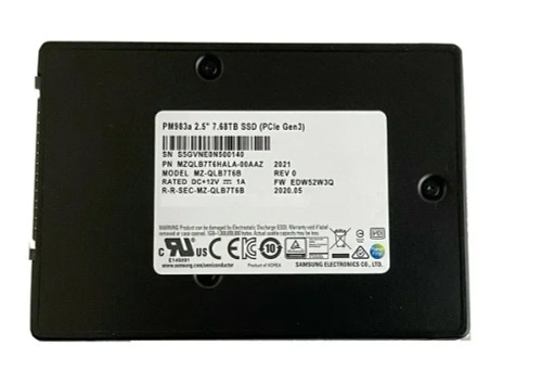 Samsung PM983 7.68TB PCIe NVMe SSD MZQLB7T6HALA-00AAZ for servers, 2.5 form fact