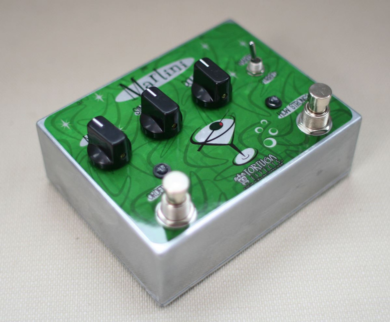 Tortuga Effects Martini Dual Analog Chorus / Vibrato pedal