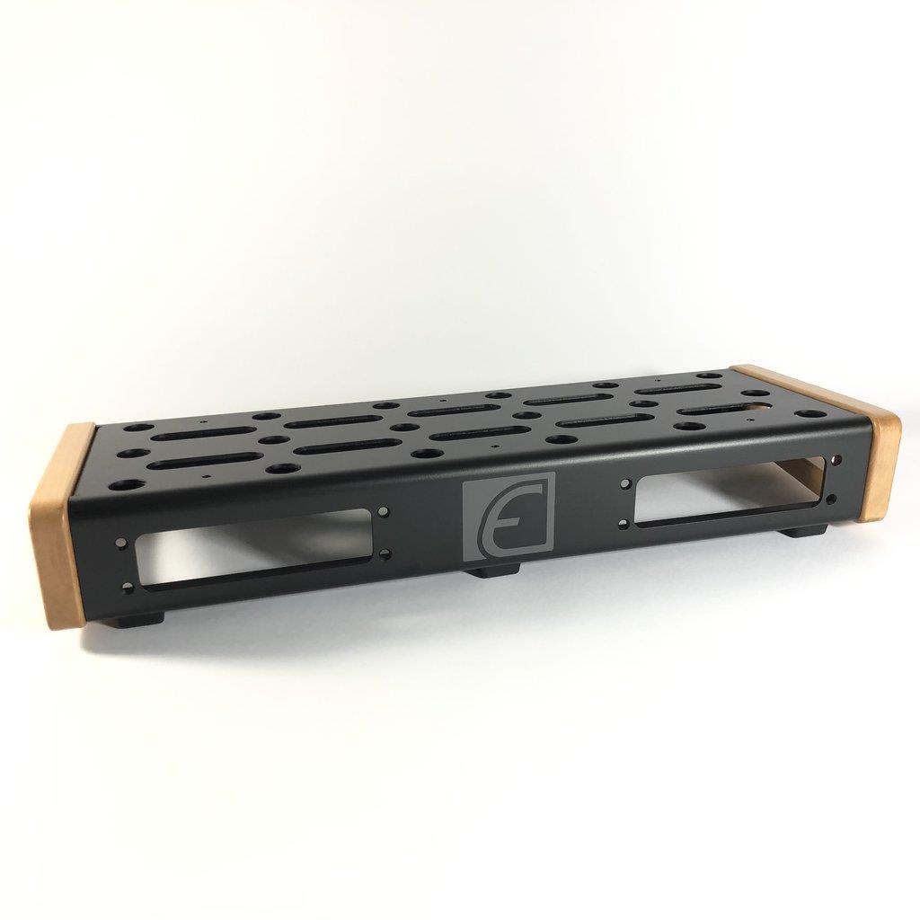 Emerson Custom 7 x 18 Pedalboard Mini
