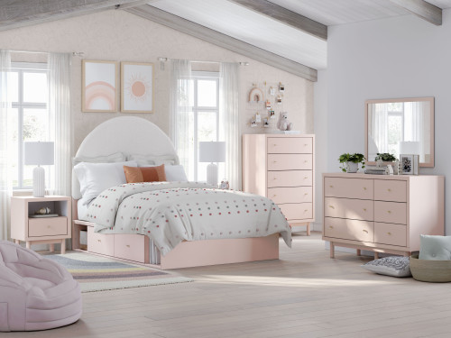 Wistenpine - 9 Pc. - Dresser, Mirror, Chest, Full Upholstered Panel Bed With Side Storage, 2 Nightstands - Blush