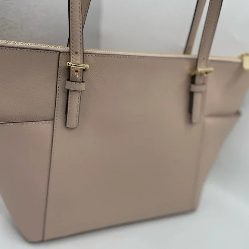https://rtoimages.idealss.net/Brand/MICHAELKORS/MK30F2GTTTL187/MICHAELKORS_MK30F2GTTTL187_01.jpg