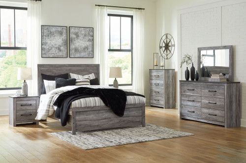 Bronyan - Queen Panel Bed - 7 Pc. - Dresser, Mirror, Chest, Queen Bed, 2 Nightstands - Dark Gray