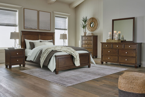 Danabrin - 8 Pc. - Dresser, Mirror, Chest, Queen Panel Bed, 2 Nightstands - Brown