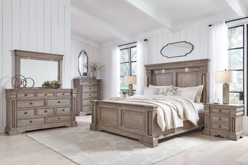 Blairhurst - 6 Pc. - Dresser, Mirror, Chest, King Panel Bed - Light Grayish Brown