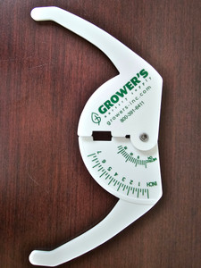 TREE CALIPER, PLASTIC