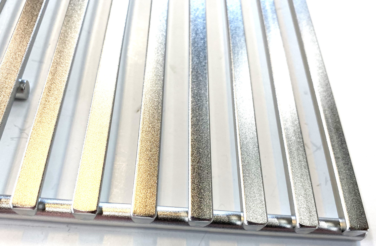 36-B-11A Close up view of Sear Magic Cooking Grates