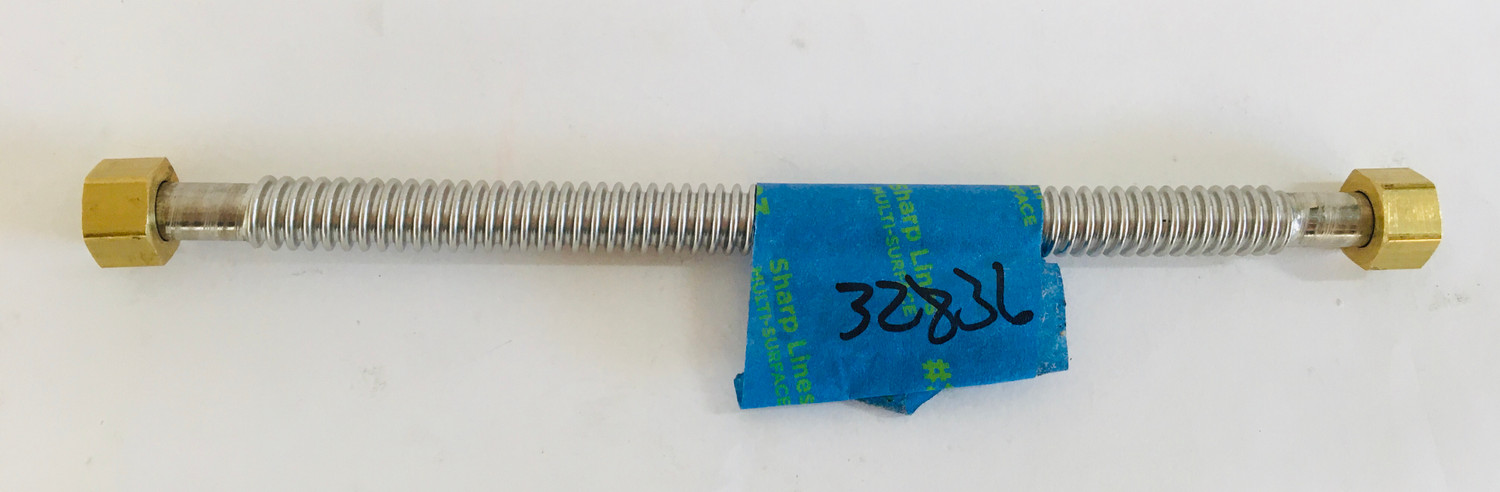 Lynx Flex Tube, S/S, 3/8" X 9" - 32836 Lynx Flex Tube, S/S, 3/8" X 9" - 32836