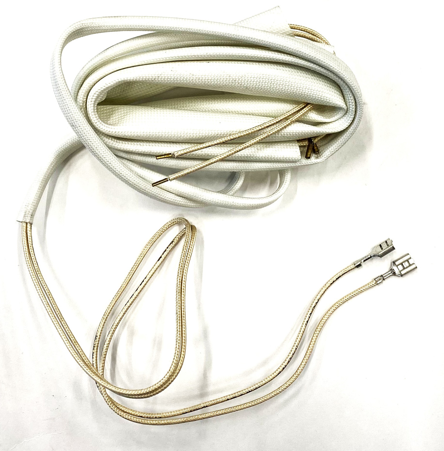 254038 Harness Close Up and End Spade Ends