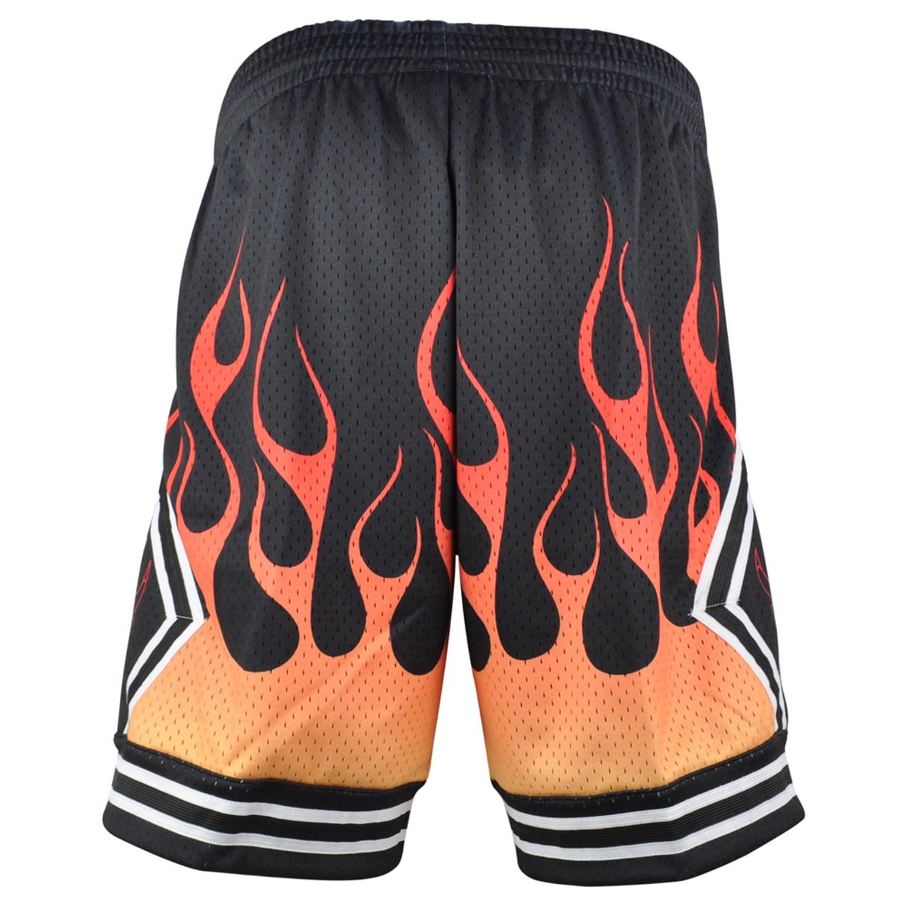 Mitchell & Ness Bulls Swingman Basketball Shorts